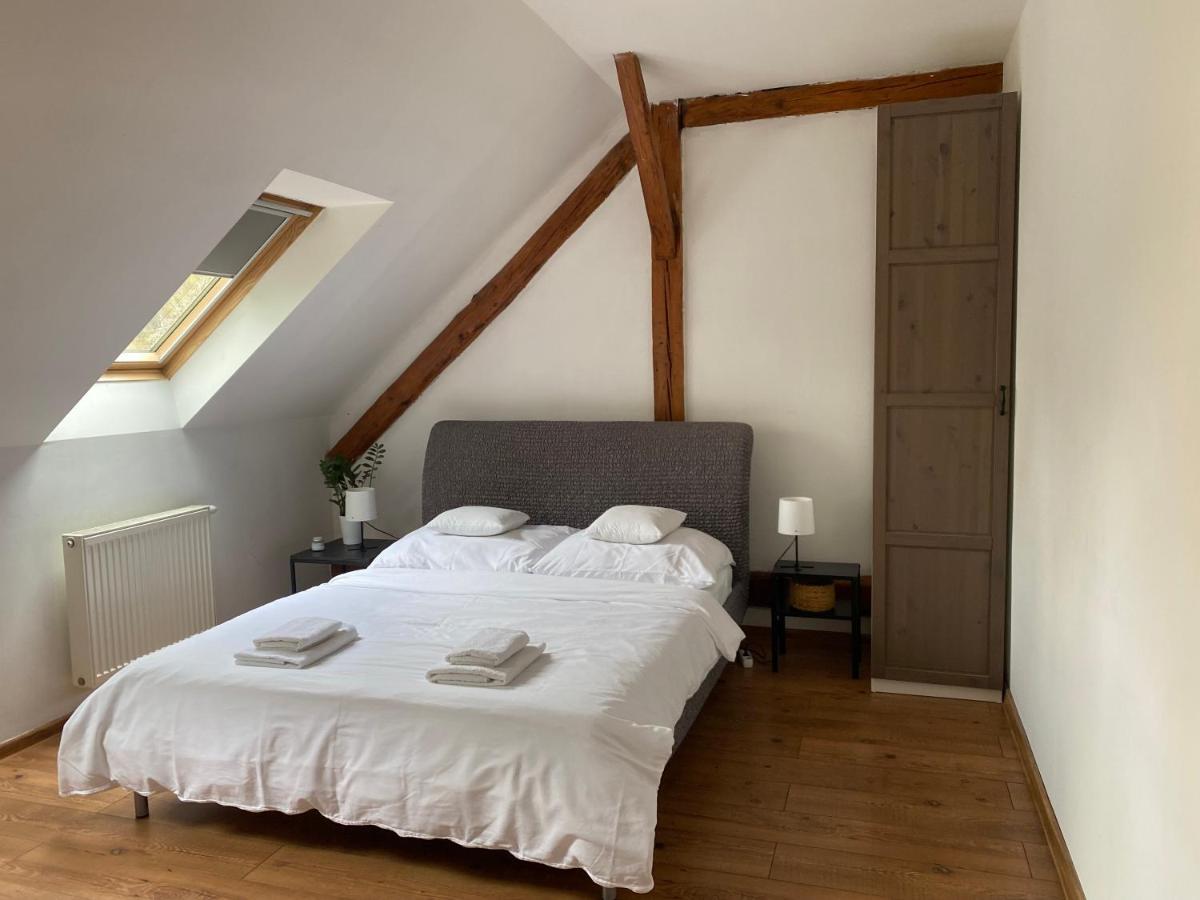 Sunny Attic Apartment Zvolen Exteriör bild